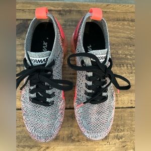 Woman’s Nike Vapormax Tennis Shoes - Size 8.5